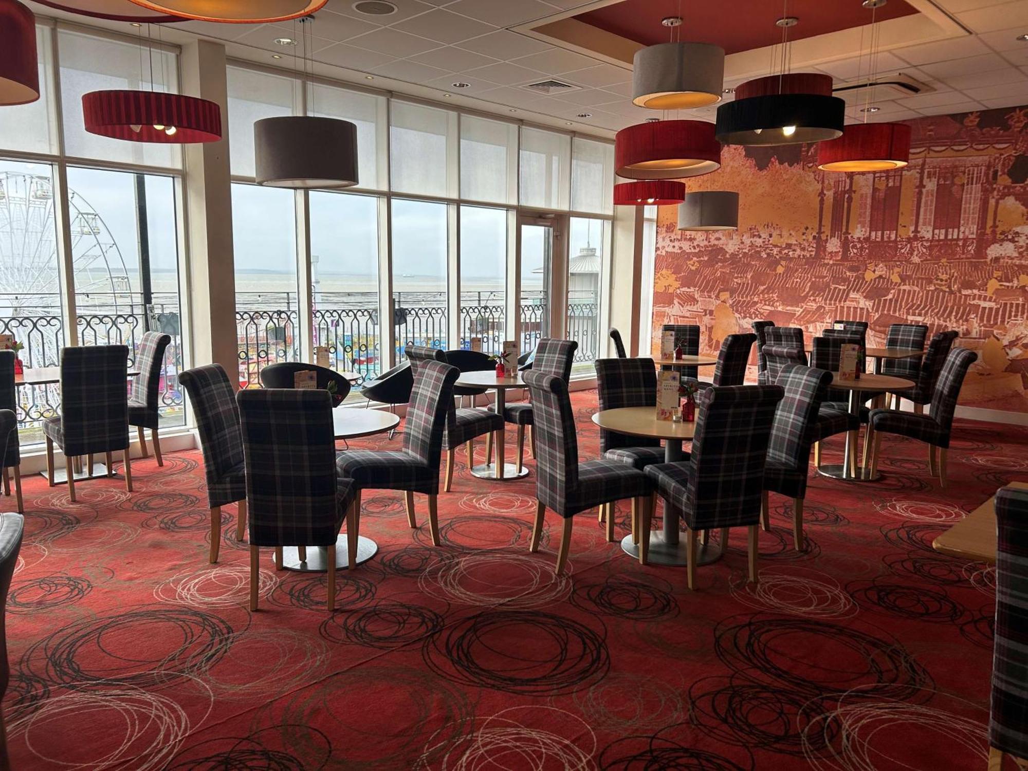 Park Inn By Radisson Palace Southend-on-Sea Exteriér fotografie